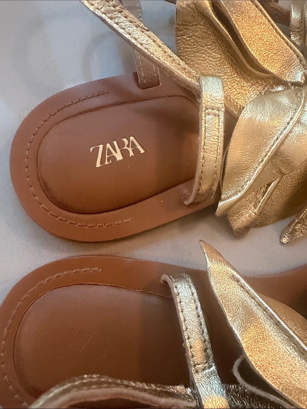 Zara Gold Floral Leather Thong Sandals Size 38 - Picture 5 of 9